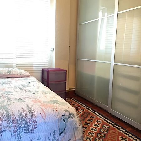 فندق سانتاندرفي  Sunny Apt Close To University With Parking And Wifi المظهر الخارجي الصورة